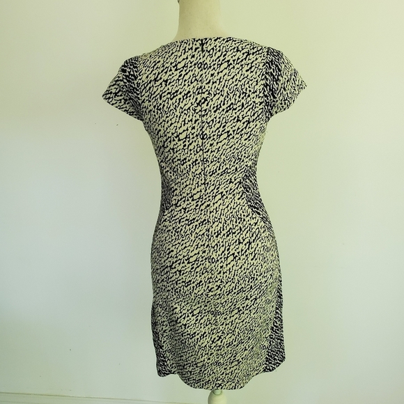 Diane Von Furstenberg "Pele" Snake Jacquard Mini Dress - Picture 6 of 10
